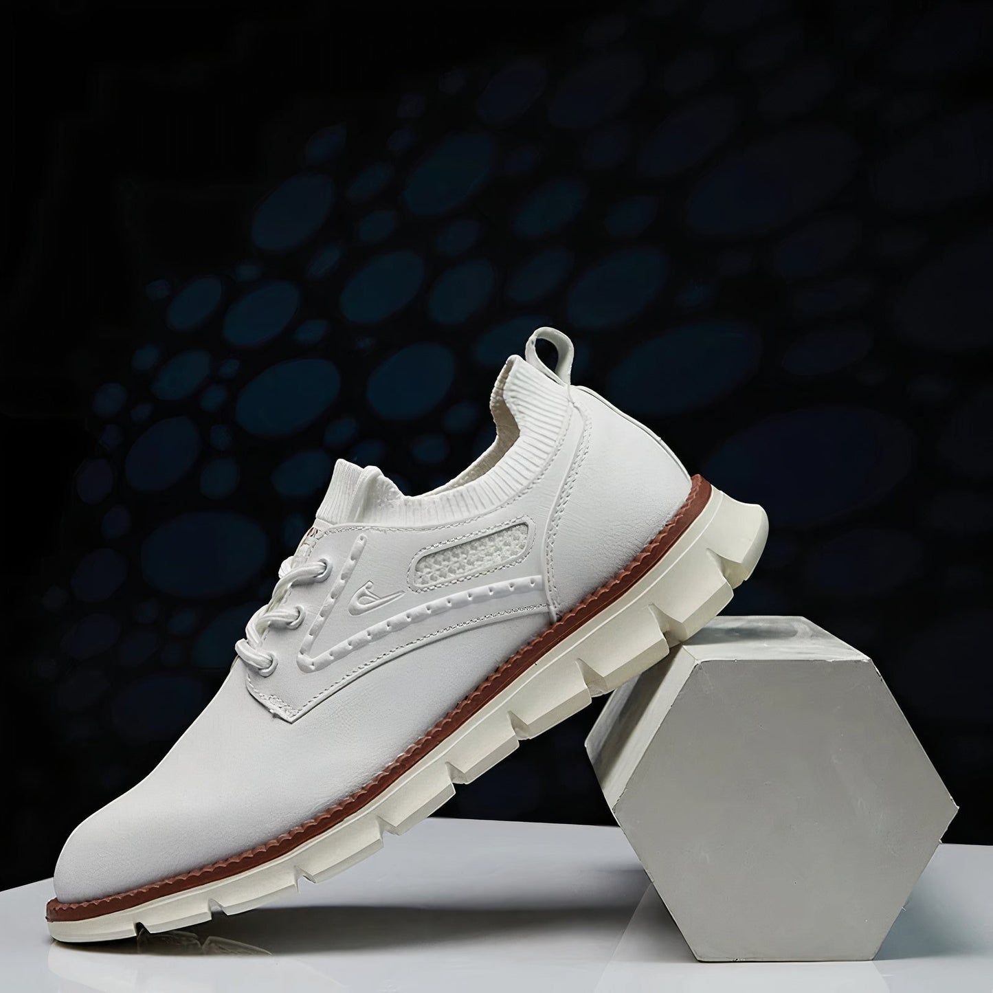 Men’s Leather Lace-Up Sneakers – Premium Build, Breathable & Stylish