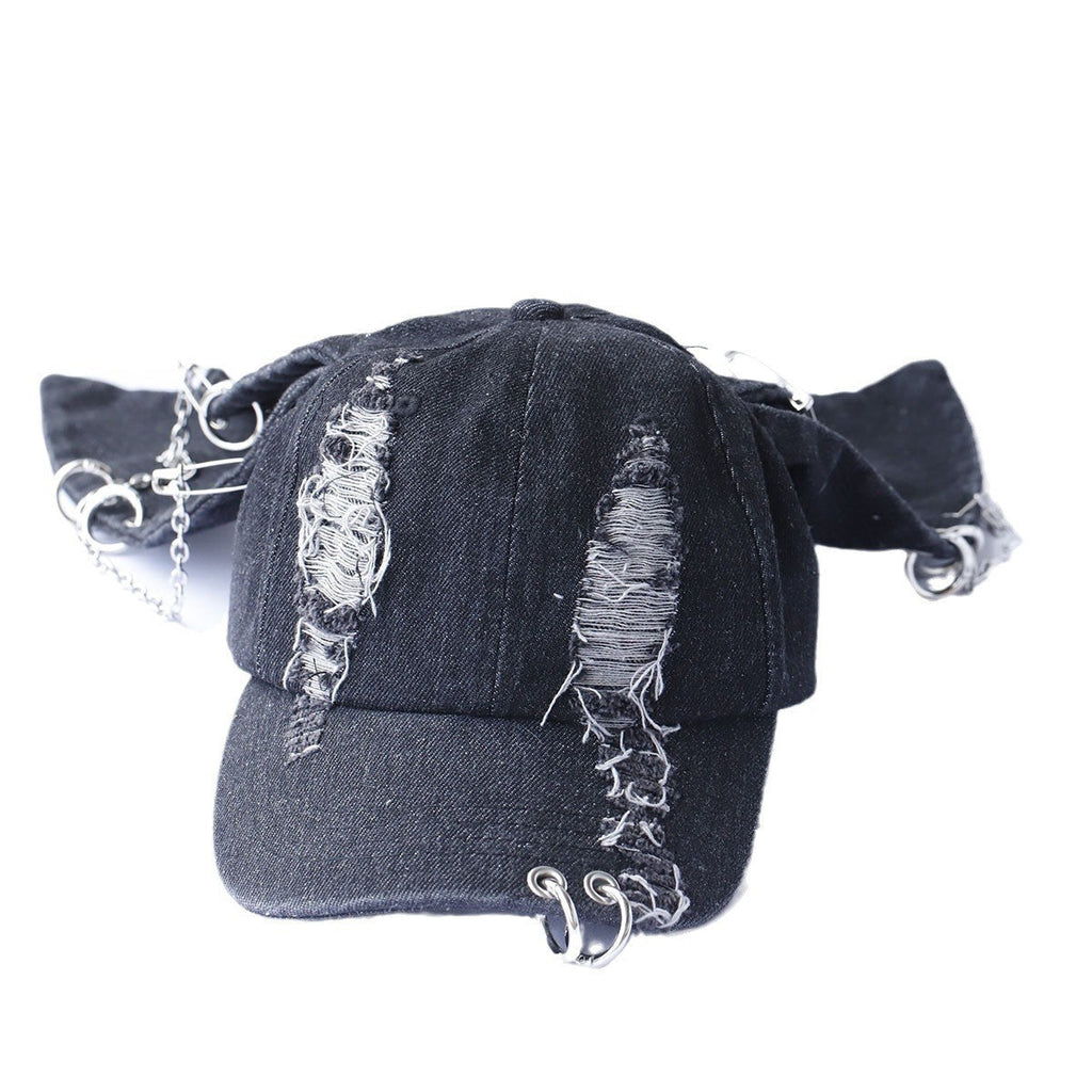 Raven Letter-Embroidered Dome Baseball Cap